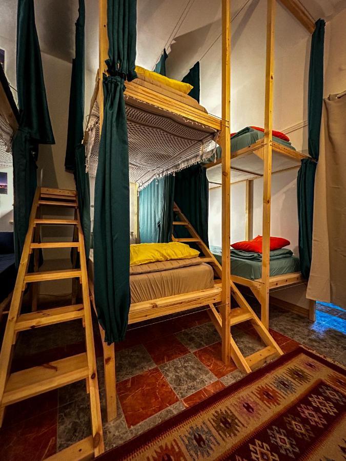 Mango Haus Hostel Акаба Екстериор снимка
