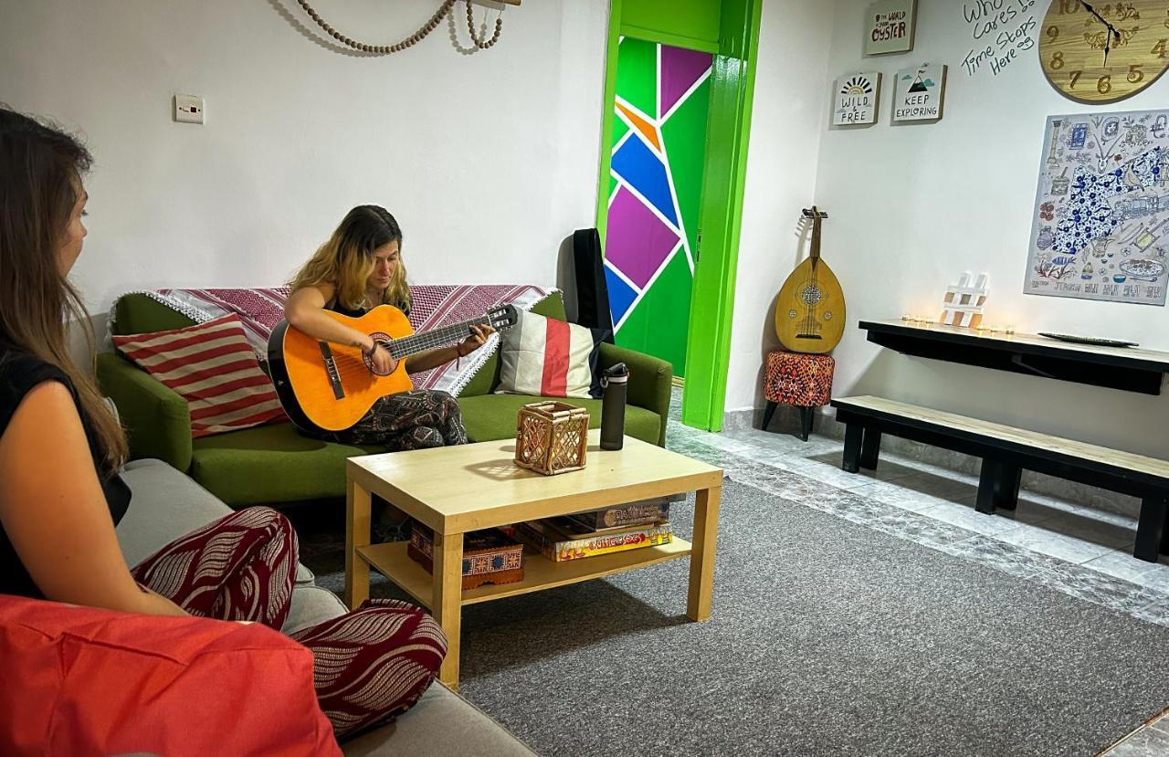 Mango Haus Hostel Акаба Екстериор снимка