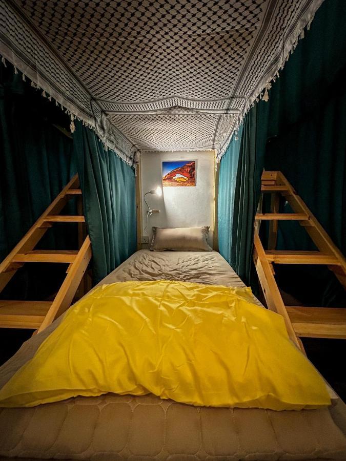 Mango Haus Hostel Акаба Екстериор снимка