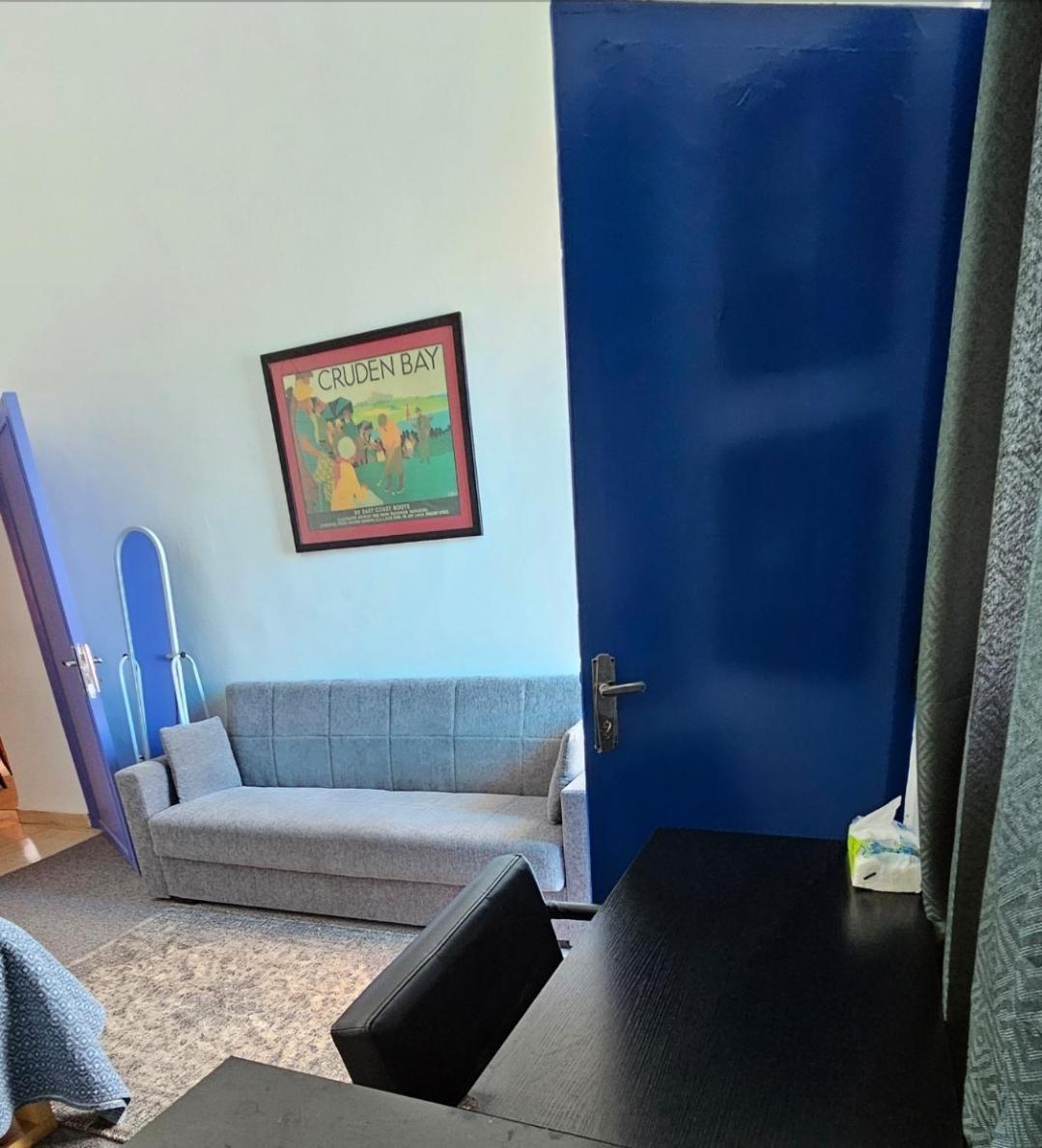 Mango Haus Hostel Акаба Стая снимка