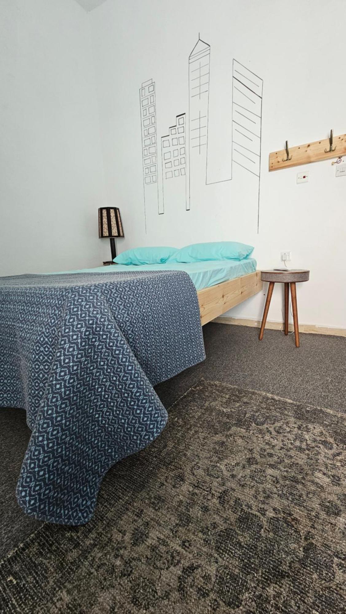 Mango Haus Hostel Акаба Стая снимка