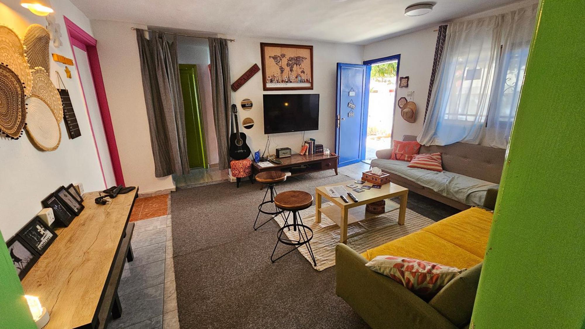 Mango Haus Hostel Акаба Екстериор снимка